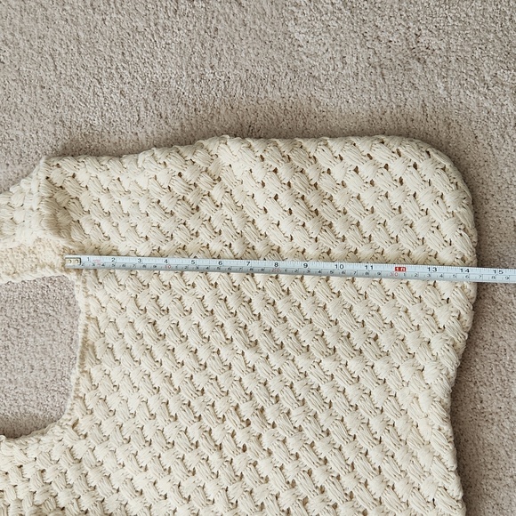 NWOT crochet beach bag - Picture 5 of 6